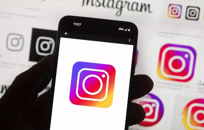 إنستجرام instagram تضيف لعبة رموز تعبيرية سرية جديدة